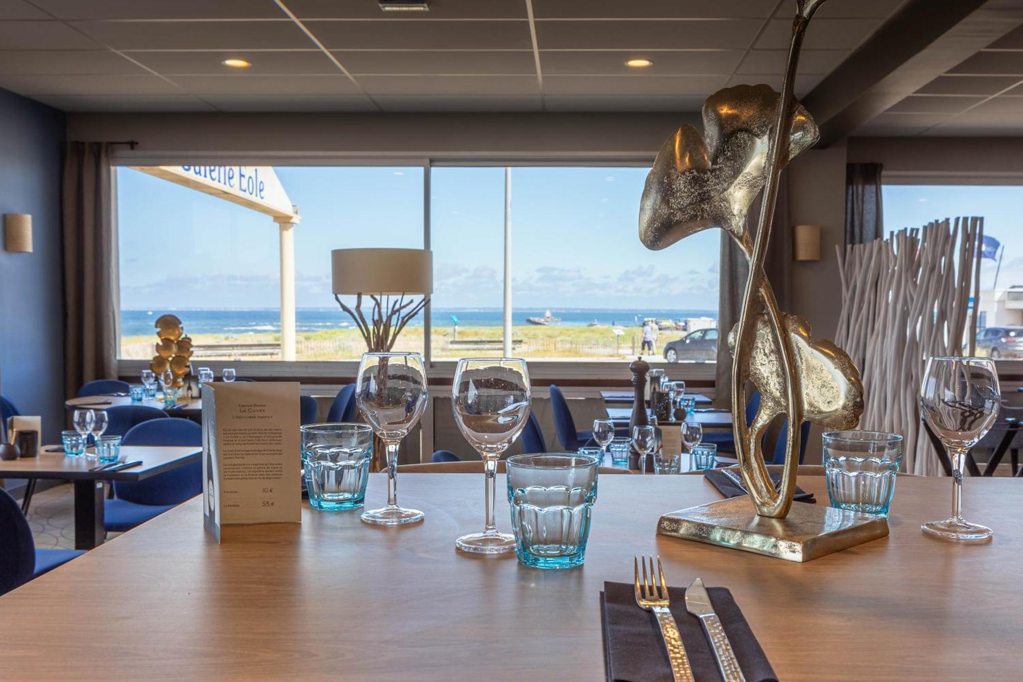 Logis Hotel Le Calluna Restaurant La Flottille Prefailles Luaran gambar