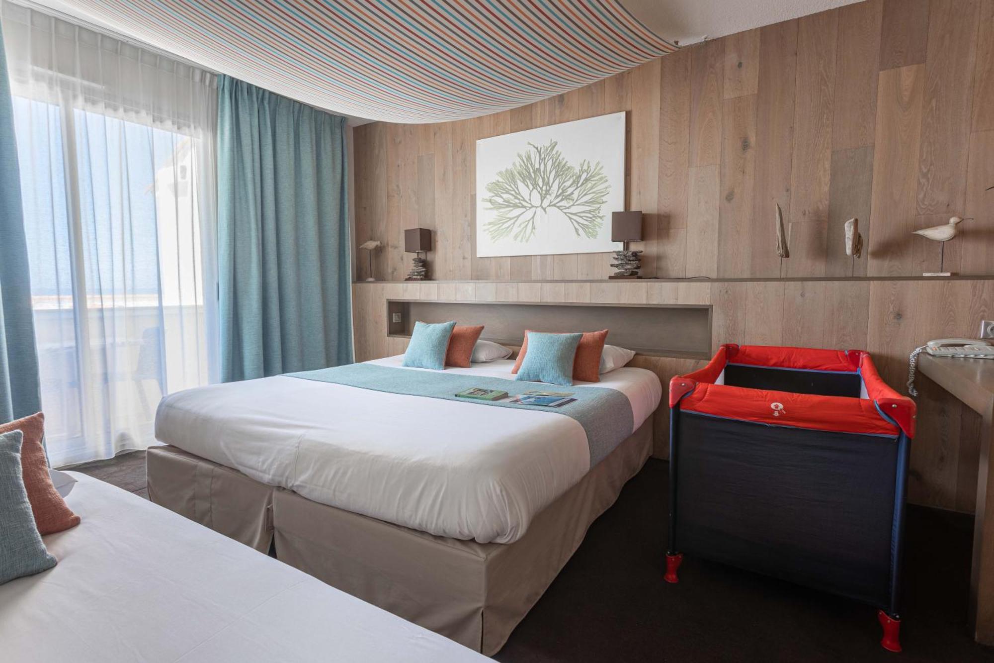 Logis Hotel Le Calluna Restaurant La Flottille Prefailles Luaran gambar